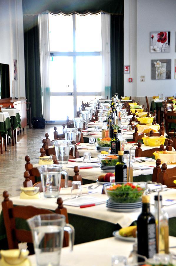 Casa Marina Bruno E Paola Mari Otel Caorle Dış mekan fotoğraf