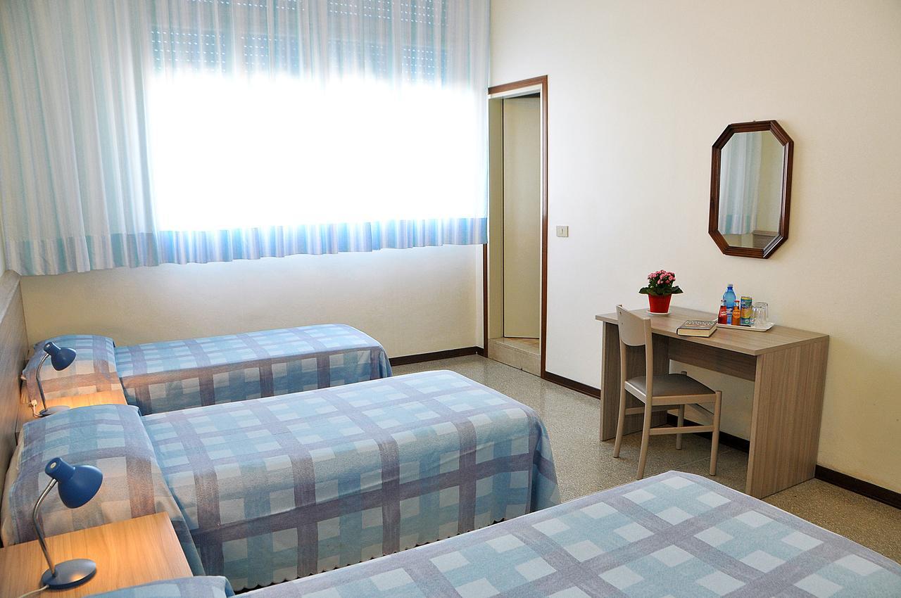 Casa Marina Bruno E Paola Mari Otel Caorle Dış mekan fotoğraf